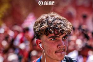 一步步創造歷史！道曼以16歲144天，打破英超最年輕首發紀錄