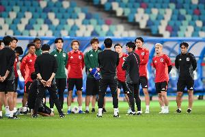 日本隊(duì)今日開啟備戰(zhàn)世界杯首訓(xùn)，10名旅歐球員和3名國內(nèi)球員參加