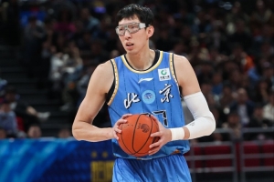 周琦發(fā)賽季總結(jié)：我的發(fā)揮不盡如人意 會(huì)打磨自身全心備戰(zhàn)下賽季