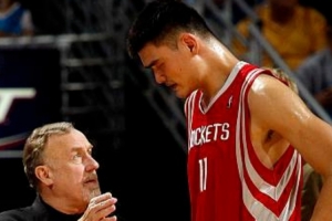 阿德爾曼教練：姚明、火箭、22連勝之外的命運(yùn)